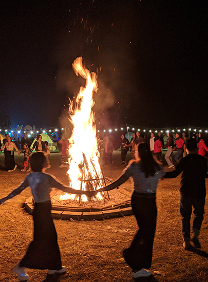 Đốt lửa trại & Tiệc nướng BBQ ngoài trời Nature Key Retreat Lương Sơn